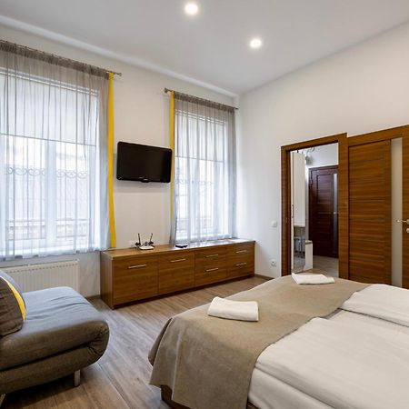 Апартаменти На Площі Ринок 12 Lviv Extérieur photo